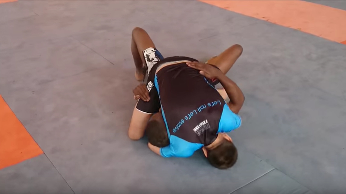 Guillotine par Fabien Brochetelle